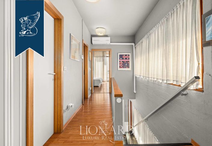 Image No.20-4 Bed Villa for sale