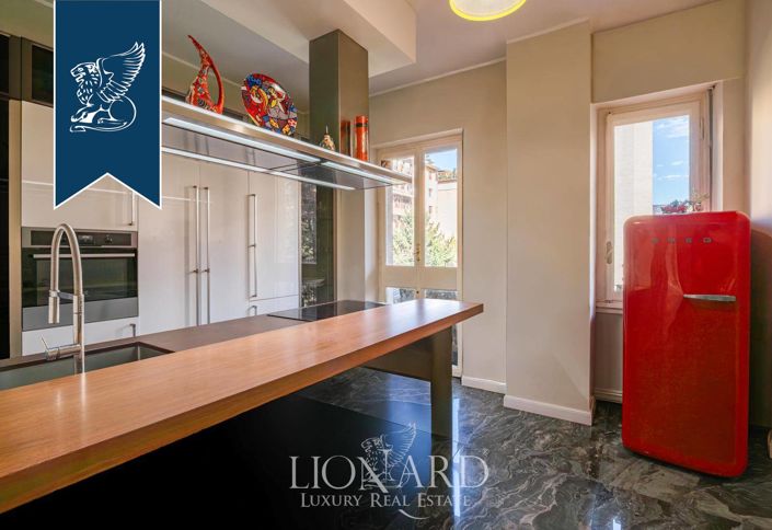 Image No.14-3 Bed Apartment for sale