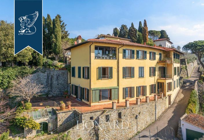 Image No.2-11 Bed Villa for sale