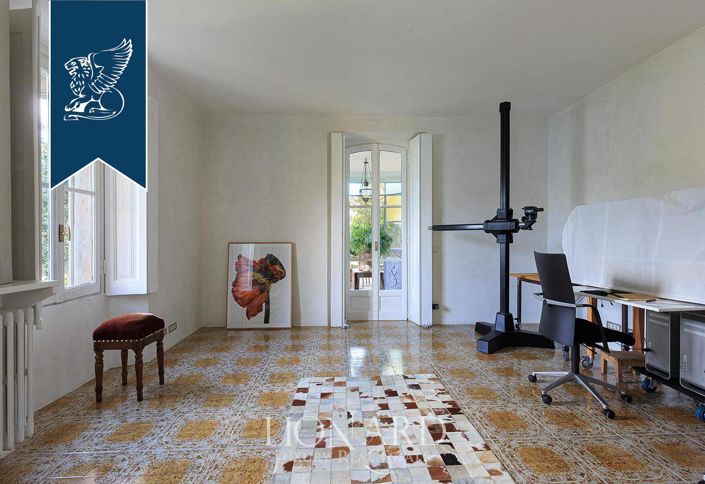 Image No.11-4 Bed Villa for sale