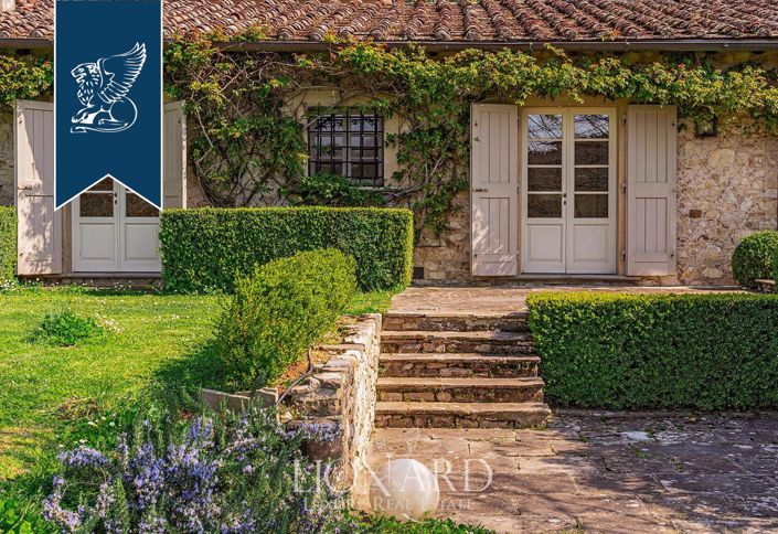 Image No.16-5 Bed Villa for sale