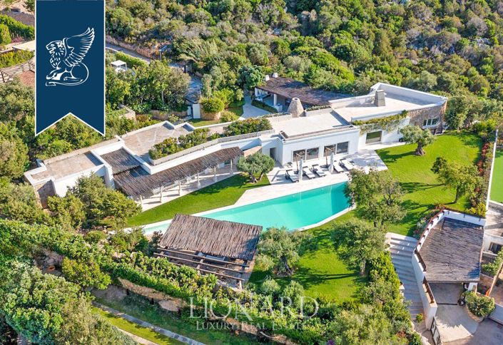 Image No.2-7 Bed Villa for sale