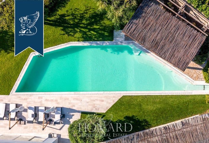 Image No.4-7 Bed Villa for sale