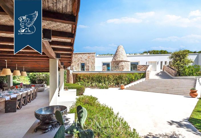 Image No.9-7 Bed Villa for sale
