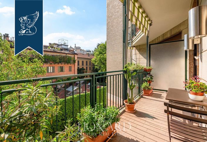 Image No.10-5 Bed Apartment for sale