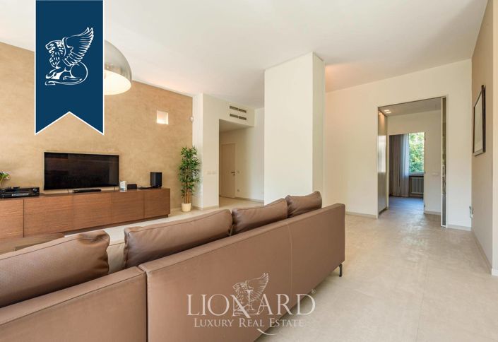 Image No.5-5 Bed Apartment for sale