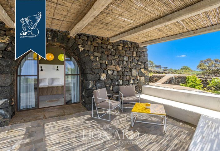 Image No.23-5 Bed Country House for sale