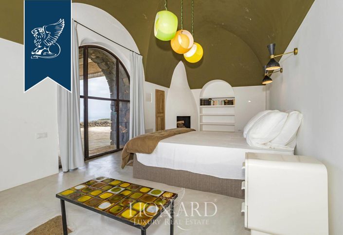 Image No.47-5 Bed Country House for sale