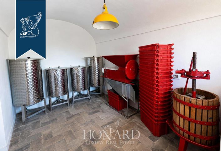 Image No.49-5 Bed Country House for sale