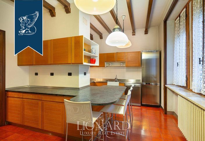Image No.18-5 Bed Villa for sale