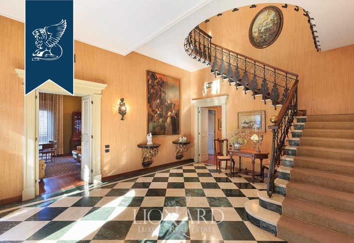 Image No.6-5 Bed Villa for sale