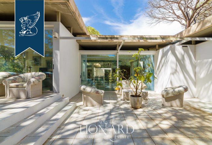 Image No.21-7 Bed Villa for sale