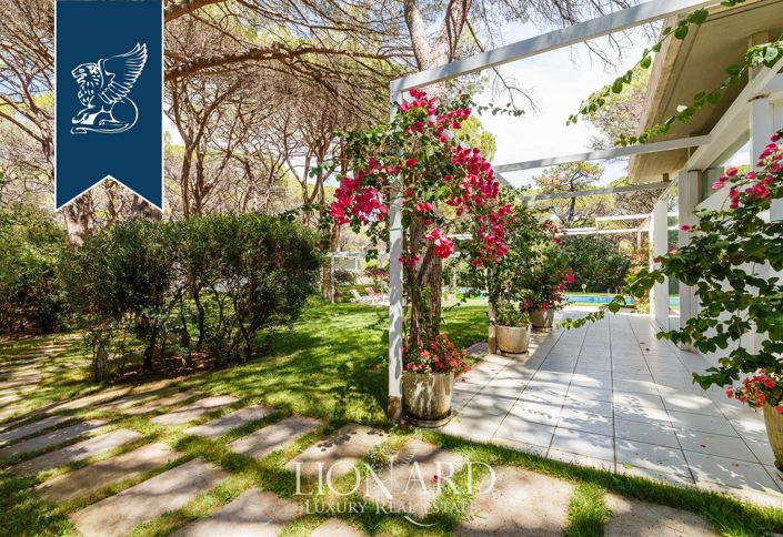 Image No.30-7 Bed Villa for sale