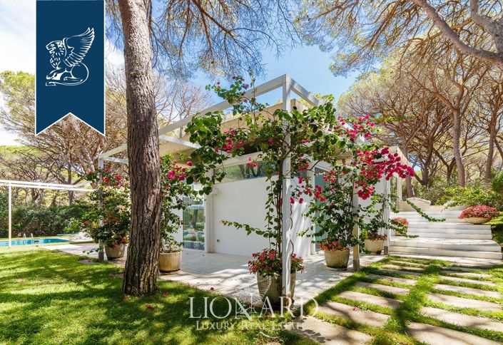 Image No.32-7 Bed Villa for sale