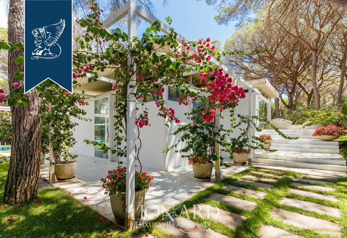 Image No.33-7 Bed Villa for sale
