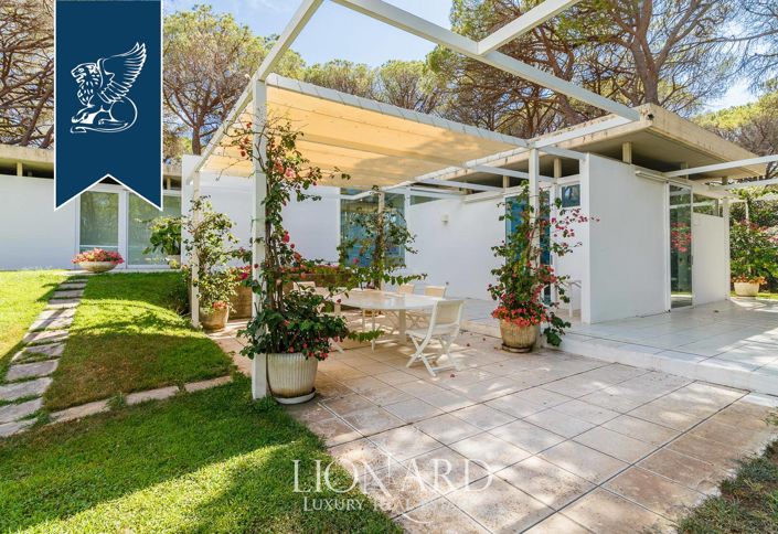 Image No.38-7 Bed Villa for sale