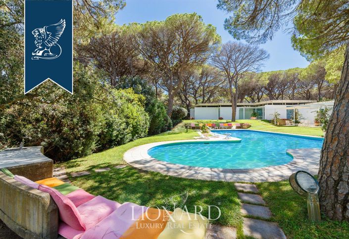 Image No.7-7 Bed Villa for sale