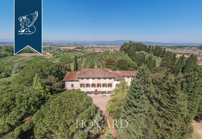 Image No.18-8 Bed Farmhouse for sale