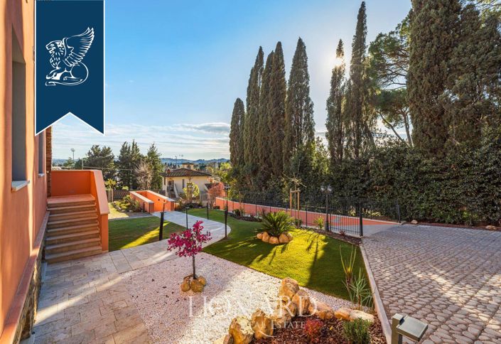 Image No.7-2 Bed Villa for sale