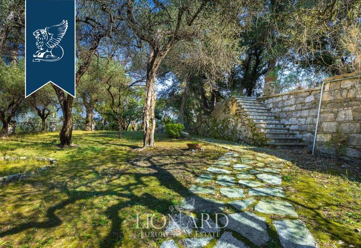 Image No.15-7 Bed Villa for sale