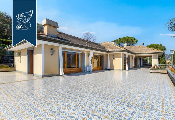 Image No.17-7 Bed Villa for sale