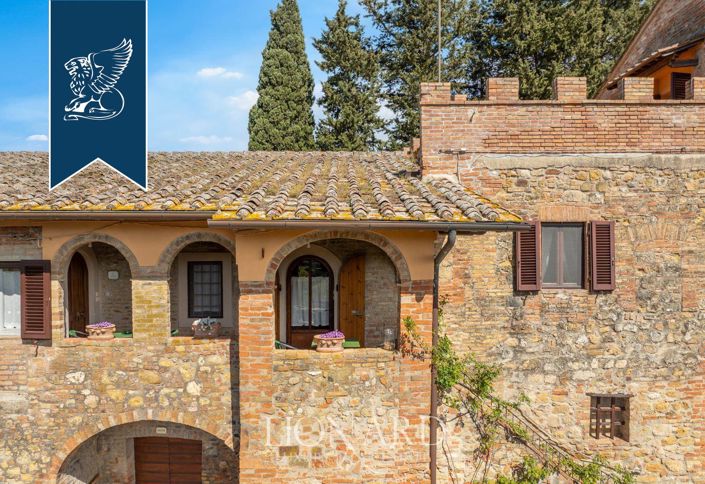 Image No.6-Ferme de 14 chambres à vendre à San Gimignano