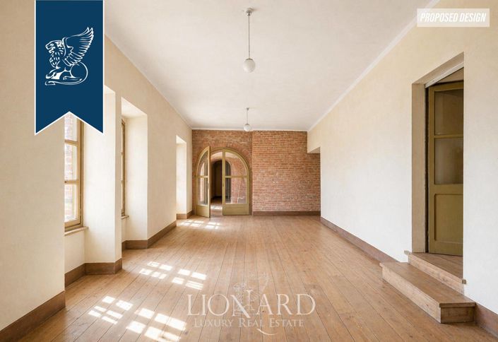 Image No.16-27 Bed Property for sale