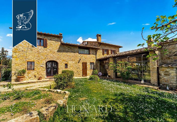 Image No.20-6 Bed Farmhouse for sale