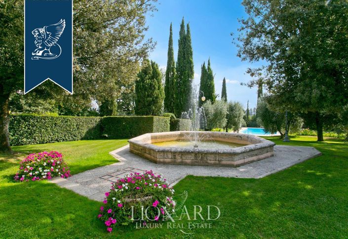 Image No.7-10 Bed Villa for sale