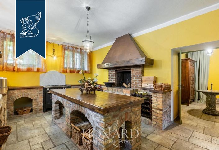 Image No.30-6 Bed Villa for sale
