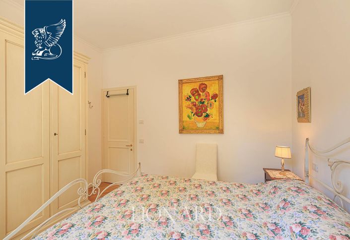 Image No.44-8 Bed Villa for sale