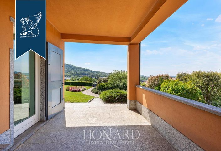 Image No.12-7 Bed Villa for sale