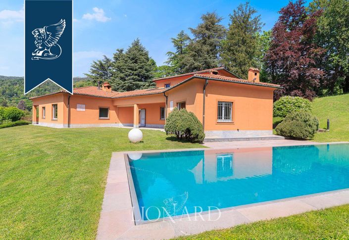 Image No.3-7 Bed Villa for sale