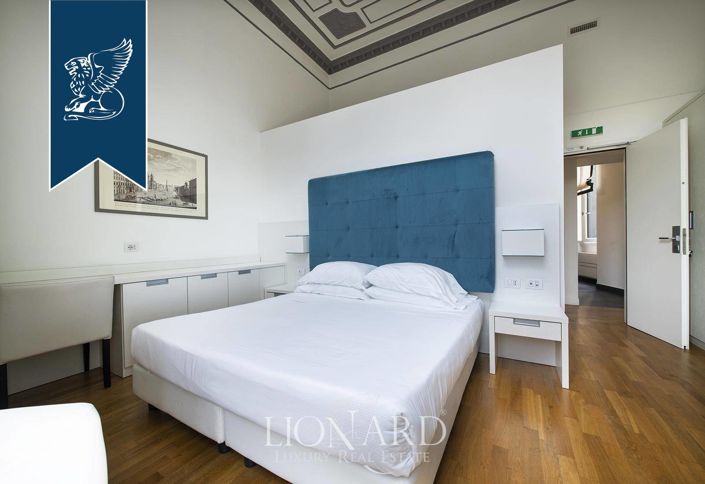 Image No.14-6 Bed Apartment for sale
