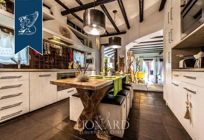 Image No.16-5 Bed Villa for sale