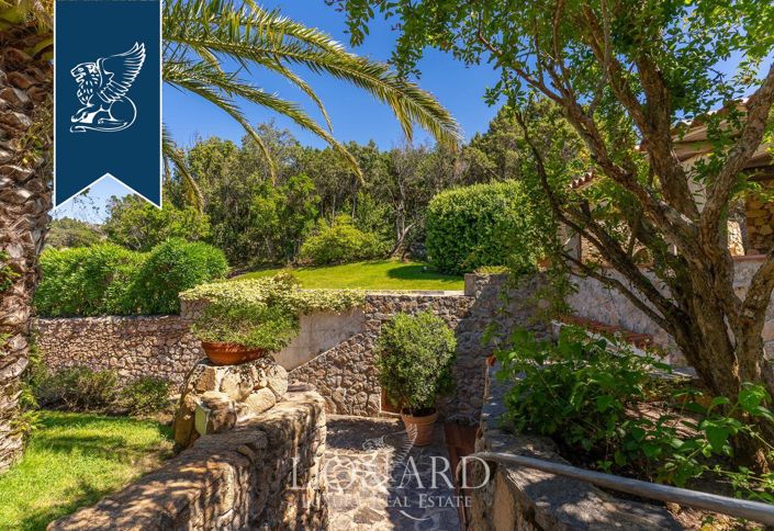 Image No.10-7 Bed Villa for sale