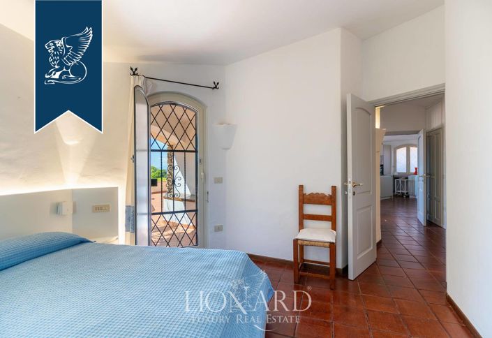 Image No.27-7 Bed Villa for sale