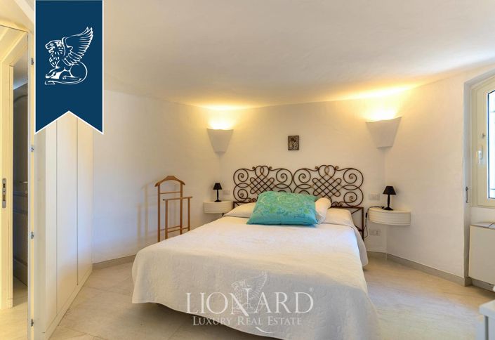 Image No.32-7 Bed Villa for sale