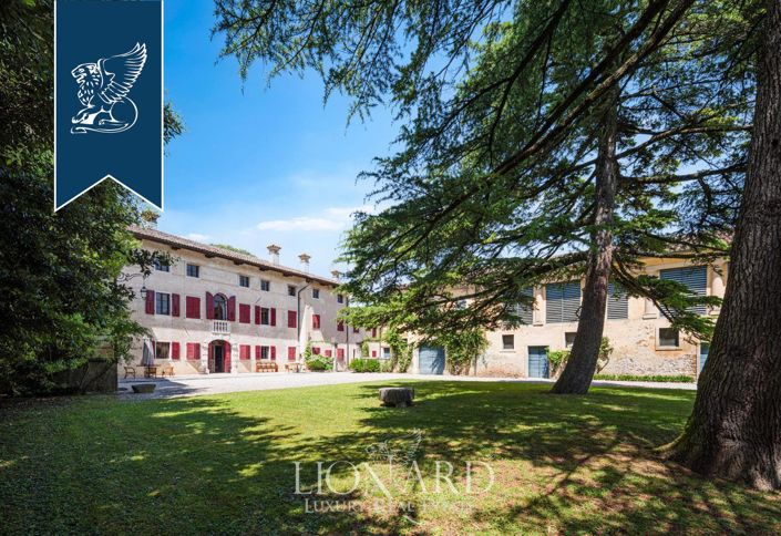 Image No.3-Villa de 10 chambres à vendre à Udine