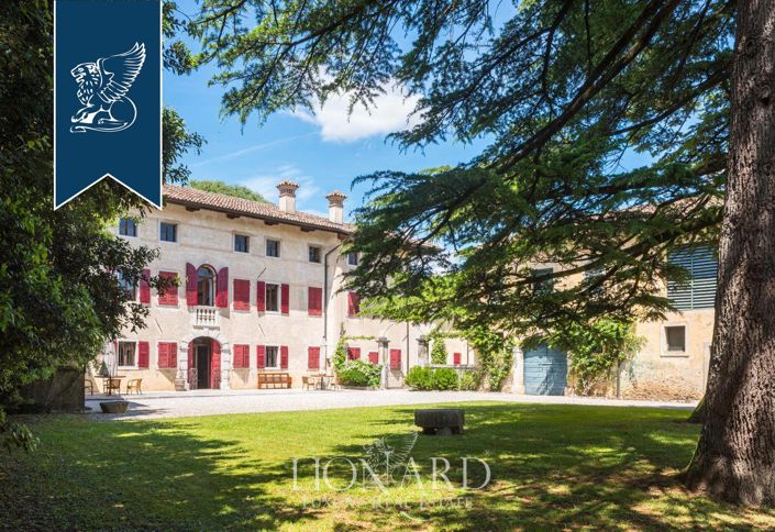 Image No.4-Villa de 10 chambres à vendre à Udine
