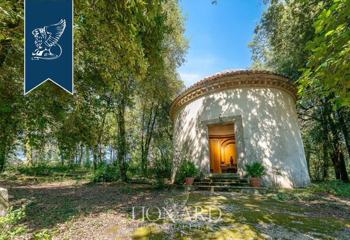 Image No.9-10 Bed Villa for sale