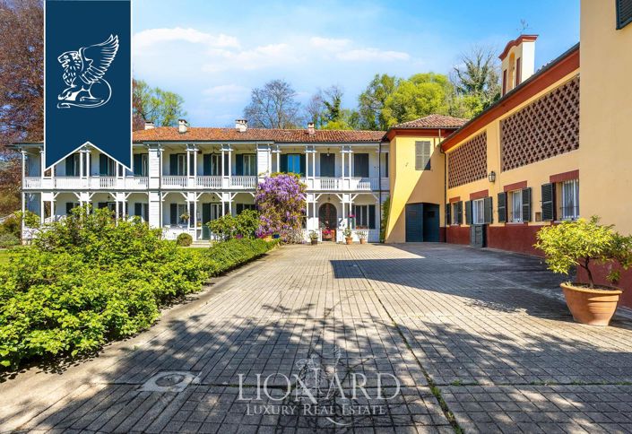 Image No.4-7 Bed Villa for sale