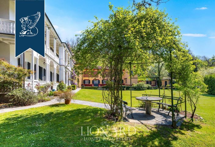 Image No.7-7 Bed Villa for sale