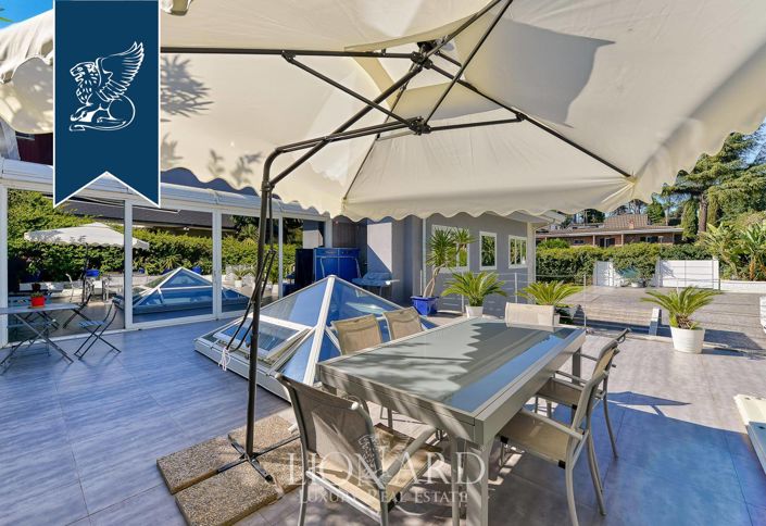 Image No.9-10 Bed Villa for sale