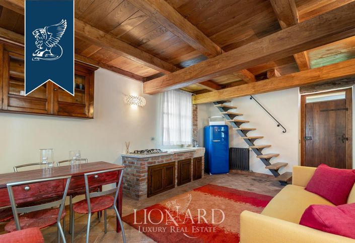 Image No.47-12 Bed Farmhouse for sale