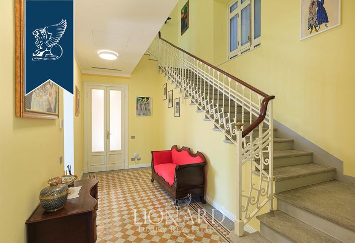 Image No.20-7 Bed Villa for sale