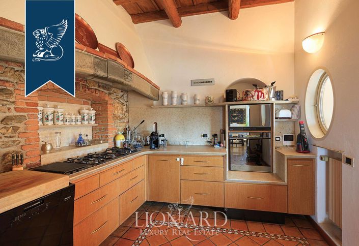 Image No.19-3 Bed Villa for sale