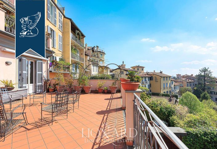 Image No.3-3 Bed Villa for sale