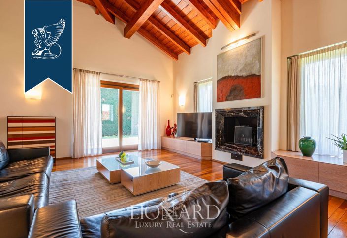 Image No.14-4 Bed Villa for sale