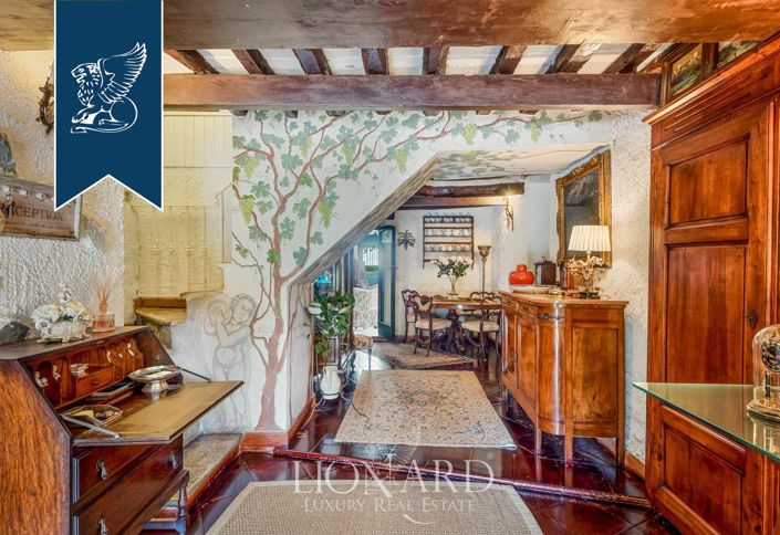 Image No.30-11 Bed Villa for sale